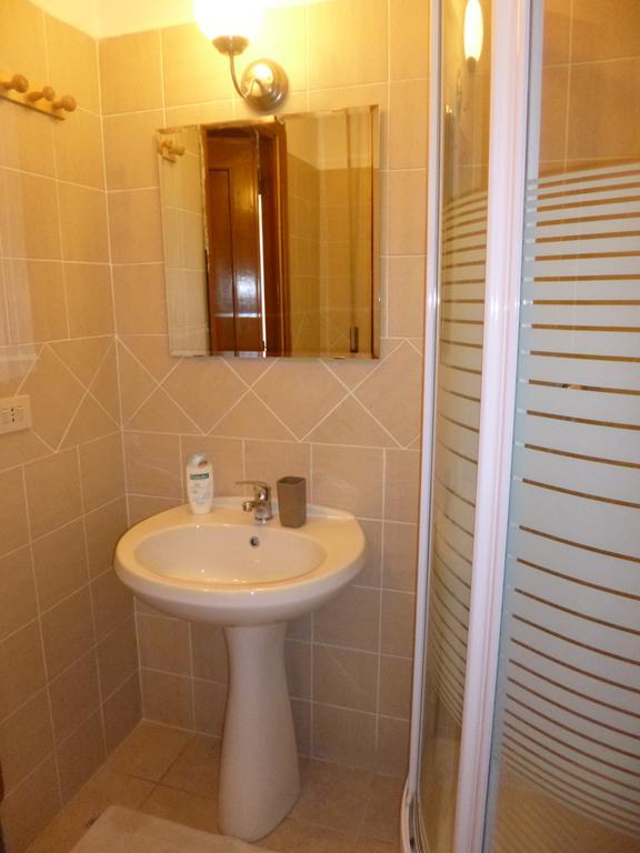 Gianicolo Residenza Carini Vila Roma Exterior foto