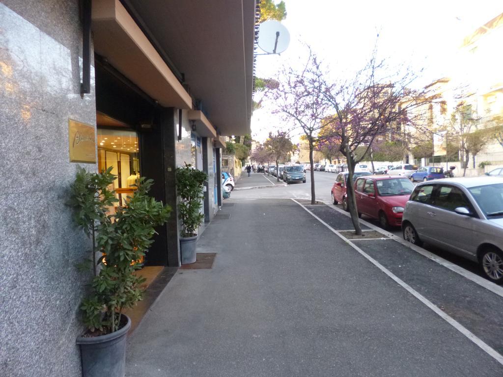 Gianicolo Residenza Carini Vila Roma Exterior foto